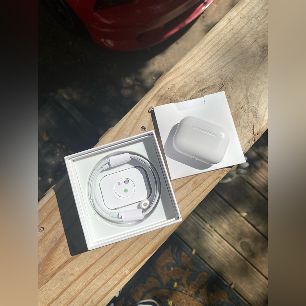 Air pods Pro 2 brand new never used.